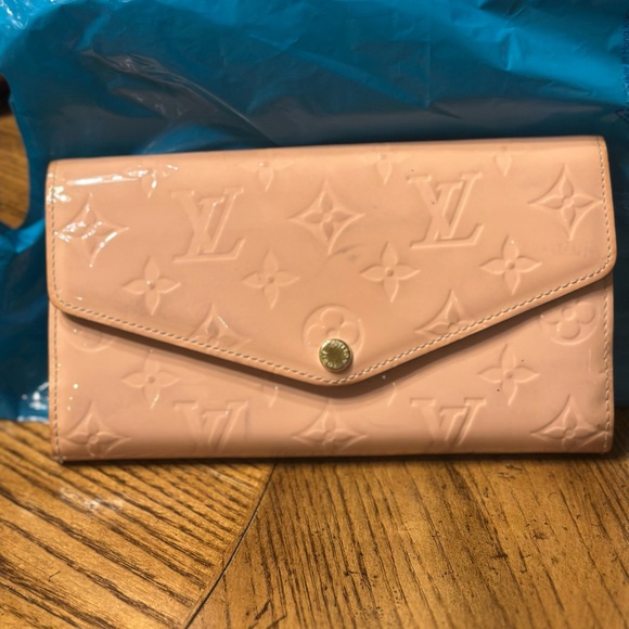 Louis Vuitton Pink Wallet